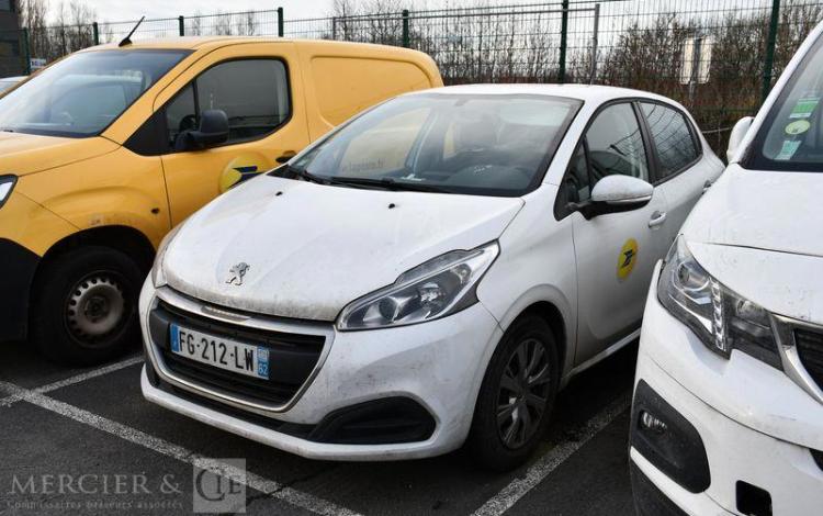 PEUGEOT 208 1.2 PURETECH 80ch ACTIVE BLANC FG-212-LW