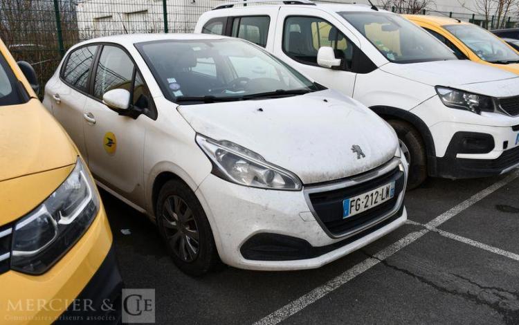 PEUGEOT 208 1.2 PURETECH 80ch ACTIVE BLANC FG-212-LW
