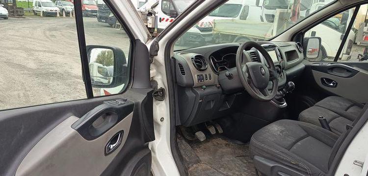 RENAULT TRAFIC 1,6 DCI 16V ENERGY DIESEL AVEC NACELLE KLUBB K21 – 9 M – 1201 HEURES BLANC FG-256-YR