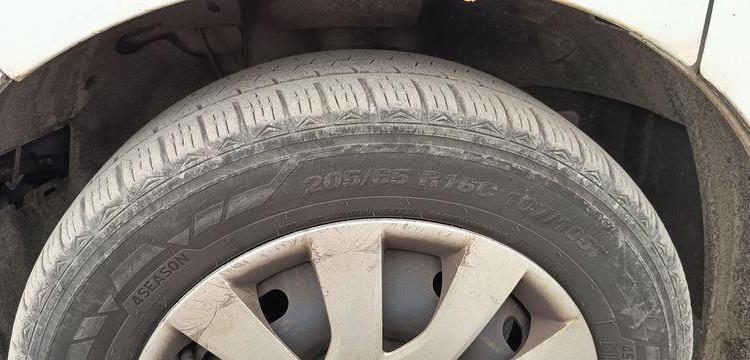 RENAULT TRAFIC 1,6 DCI 16V ENERGY DIESEL AVEC NACELLE KLUBB K21 – 9 M – 1201 HEURES BLANC FG-256-YR