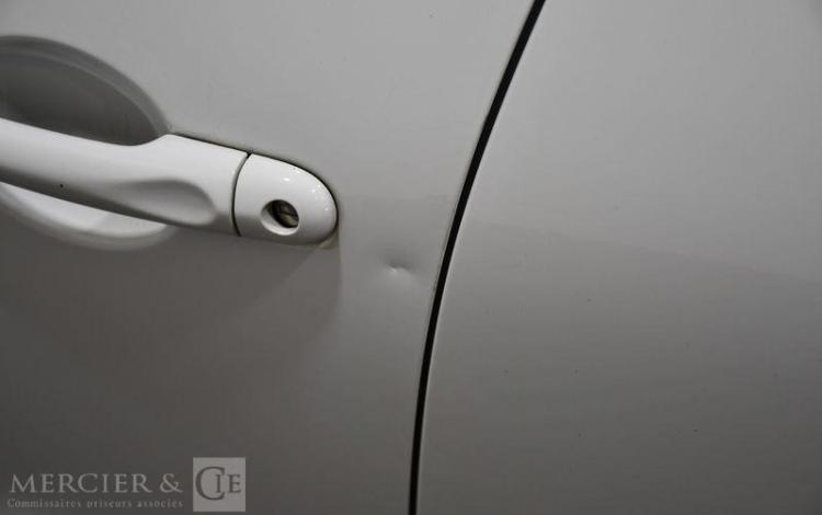 RENAULT CLIO IV SOCIETE 1.5 DCI 90ch AIR MEDIANAV BLANC FG-856-FG