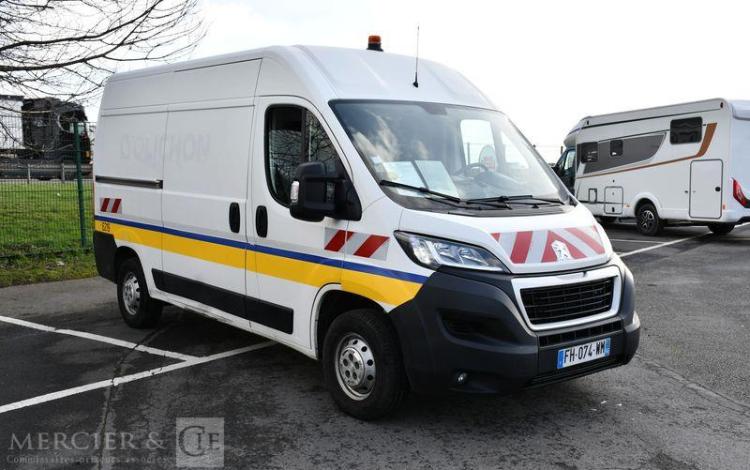 PEUGEOT BOXER FOURGON 335 2.0 BLUEHDI 130cv L2H2 PREMIUM PACK BLANC FH-074-WM