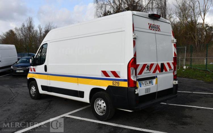 PEUGEOT BOXER FOURGON 335 2.0 BLUEHDI 130cv L2H2 PREMIUM PACK BLANC FH-074-WM