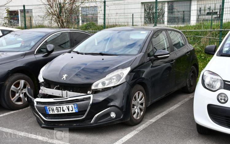PEUGEOT 208 1,5 BLUE HDI 100 ACTIVE BUSINESS NOIR FH-974-VJ