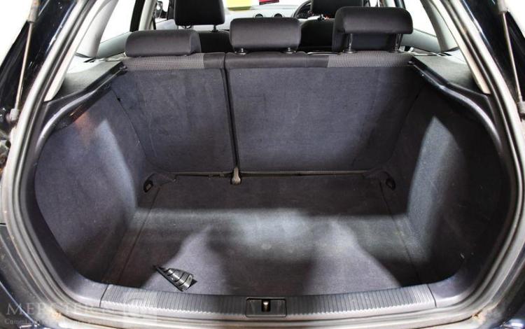 AUDI A3 SPORTBACK 1.9 TDI 105 ATTRACTION BLEU FK-264-XH