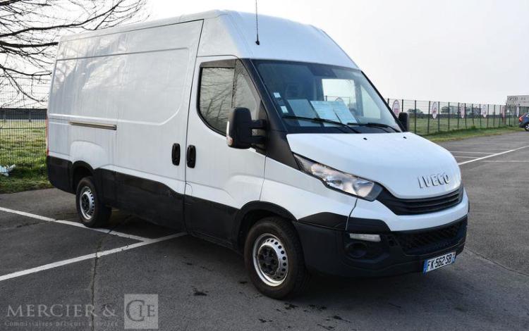 IVECO DAILY 35S 14 2,3D 136CH BLANC FK-562-SB