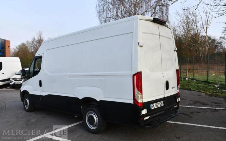 IVECO DAILY 35S 14 2,3D 136CH BLANC FK-562-SB