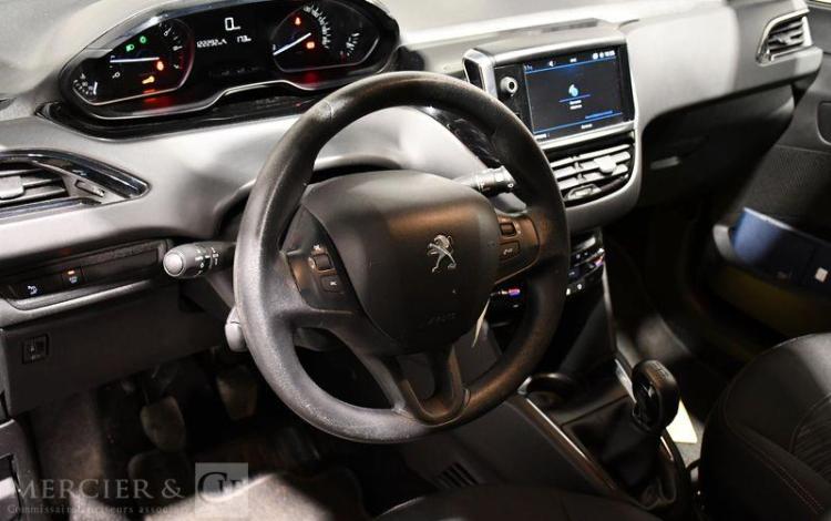 PEUGEOT 208 GRIS FK-658-AX