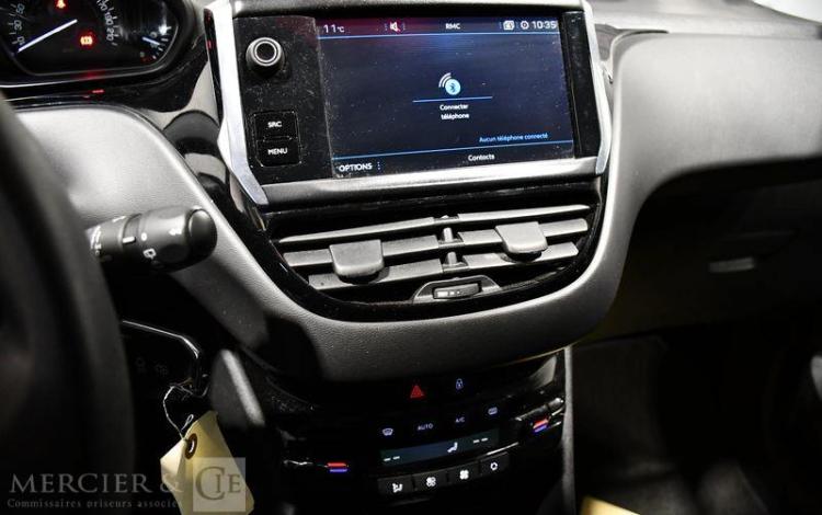 PEUGEOT 208 GRIS FK-658-AX