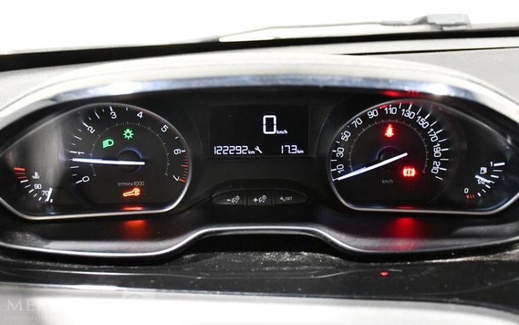 PEUGEOT 208 GRIS FK-658-AX