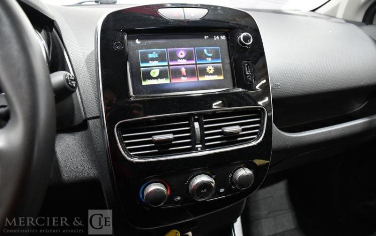 RENAULT CLIO IV 1.5 DCI 75ch BUSINESS BLANC FK-932-EZ