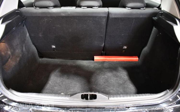 CITROEN C3 PURE TECH 82 SHINE NOIR FL-371-YH