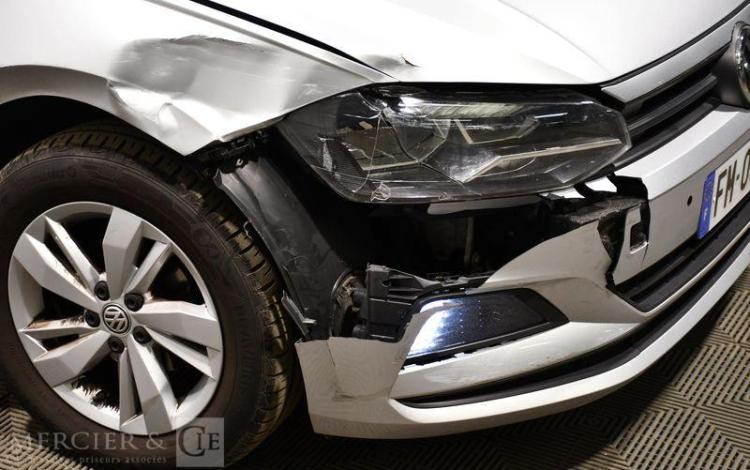 VOLKSWAGEN POLO 1,0 80ch EVO FINITI GRIS FM-052-RL