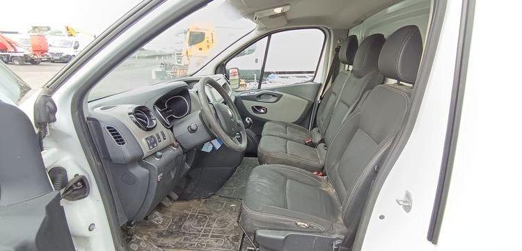 RENAULT TRAFIC 1,6DCI 120CV AVEC NACELLE KLUBB/K21 – 9M – 1138 HEURES BLANC FN-131-ML