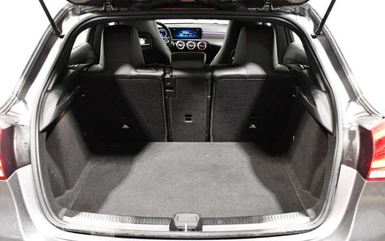 MERCEDES CLASSE A 1.3 200 165 AMG LINE 7G-DCT GRIS FN-454-MS