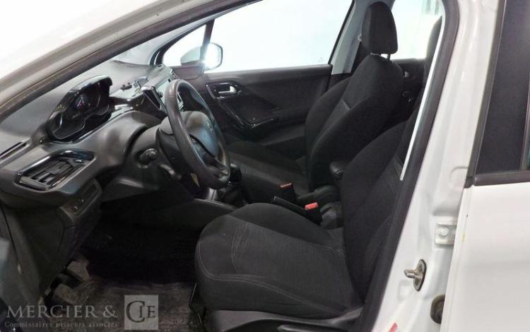 PEUGEOT 208 AFF 1,6 100CH PREMIUM PACK BLANC FN-862-HW