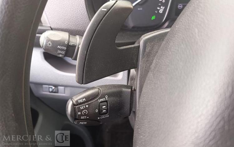 CITROEN JUMPY FOURGON 2.0 BLUEHDI 120 M L2 DRIVER EAT GRIS FN-980-PX