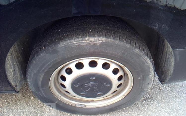 PEUGEOT EXPERT FG 1.5 BLUEHDI 120CH L1 PREMIUM S&S NOIR FP-327-QP