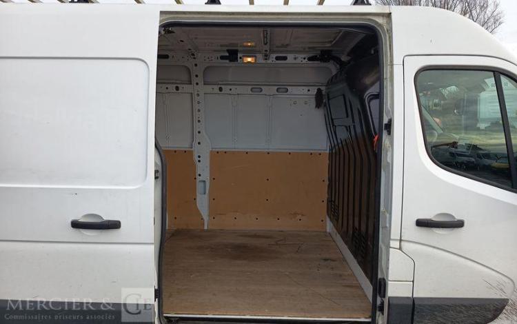 RENAULT MASTER 2.3 DCI 145ch 3T5 L2H2 ENERGY GRAND-CONFORT BLANC FP-861-HN