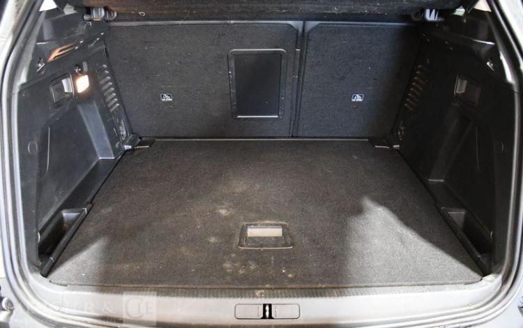 PEUGEOT 3008 1,5 BLUE HDI 130 ALLURE EAT BLANC FP-891-BY