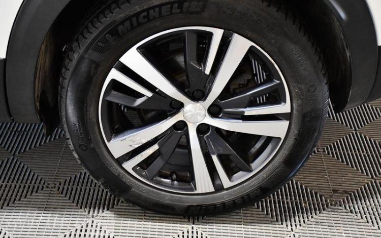 PEUGEOT 3008 1,5 BLUE HDI 130 ALLURE EAT BLANC FP-891-BY