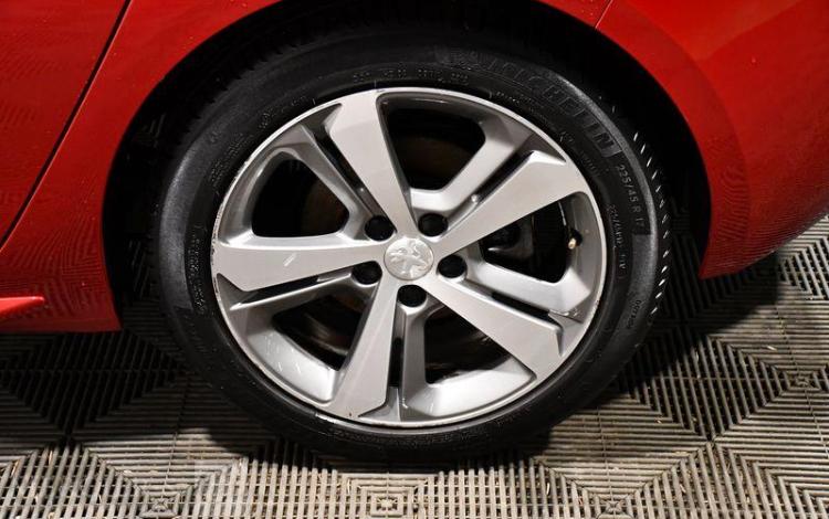 PEUGEOT 308 1.2 PURETECH 130ch GT LINE ROUGE FQ-298-YV