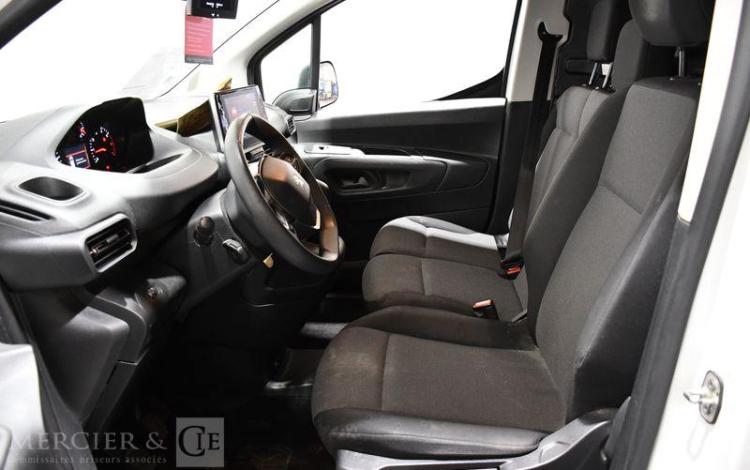 PEUGEOT PARTNER ASPHALT LONG 950KG BLANC FQ-306-ZN