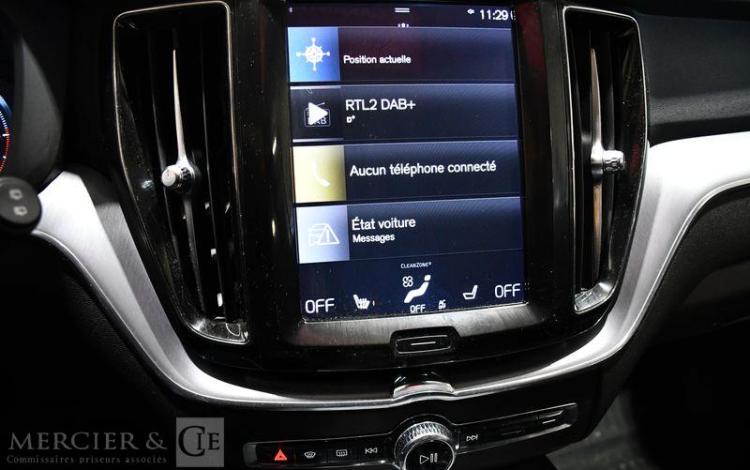 VOLVO XC60 B4 ADBLUE AWD 197CH BUSINESS EXECUTIVE GEARTRONIC BLEU FQ-346-ET