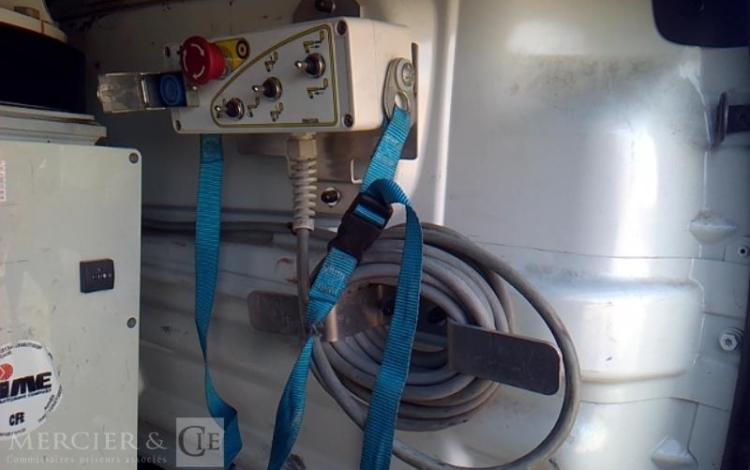 RENAULT TRAFIC NACELLE SUR VL 11M 1163H L1H1 1200 120CH GD CONFORT BLANC FQ-412-YJ