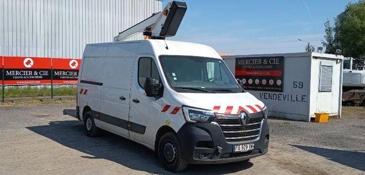 RENAULT MASTER AVEC NACELLE VERSALIFT ETL32-125 12A14M – DIESEL – ANNEE 2020 BLANC FQ-929-VW