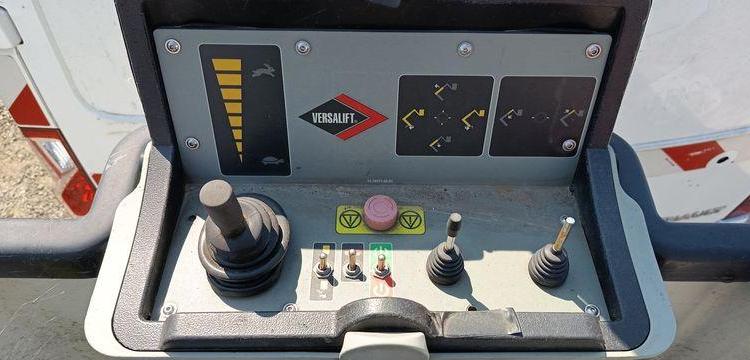 RENAULT MASTER AVEC NACELLE VERSALIFT ETL32-125 12A14M – DIESEL – ANNEE 2020 BLANC FQ-929-VW