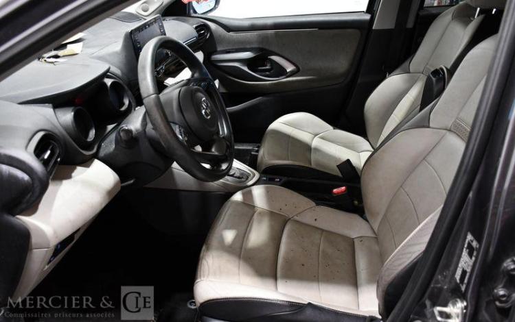 TOYOTA YARIS 1.5 114ch MHEV ICONIC BVA – vente pour pieces sans carte grise BLEU FR-356-XK