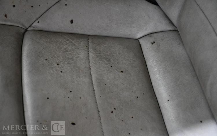 TOYOTA YARIS 1.5 114ch MHEV ICONIC BVA – vente pour pieces sans carte grise BLEU FR-356-XK