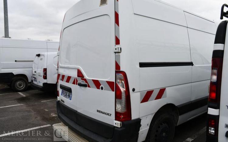 RENAULT MASTER 2.3 DCI 135ch 3T5 L2H2 GRAND-CONFORT BLANC FR-536-HW