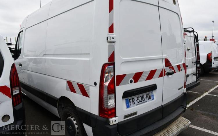RENAULT MASTER 2.3 DCI 135ch 3T5 L2H2 GRAND-CONFORT BLANC FR-536-HW