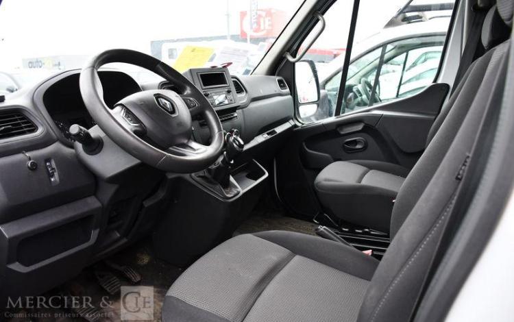 RENAULT MASTER 2.3 DCI 135ch 3T5 L2H2 GRAND-CONFORT BLANC FR-536-HW