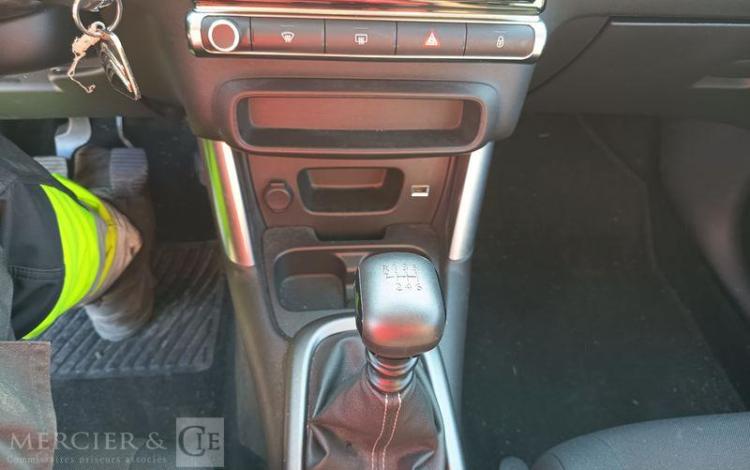 CITROEN C3 AIRCROSS 1.5 BLUEHDI 100ch FEEL BUSINESS vente à pro uniquement:immo police BLANC FS-185-FF