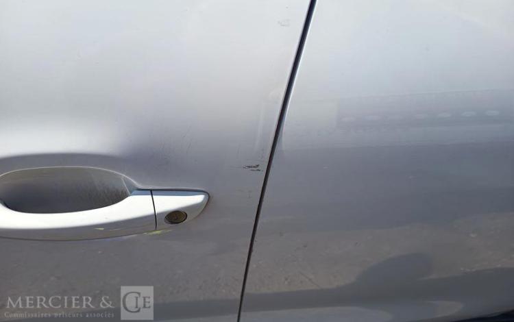 CITROEN C3 AIRCROSS 1.5 BLUEHDI 100ch FEEL BUSINESS vente à pro uniquement:immo police BLANC FS-185-FF