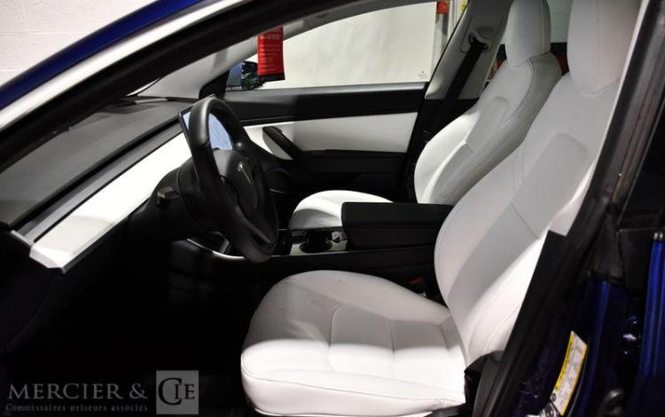 TESLA MODEL 3 STANDARD LONG RANGE BLEU FS-192-MM