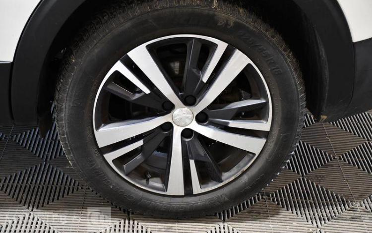 PEUGEOT 5008 1.2 PURETECH 130CH GT LINE EAT BLANC FS-219-WG