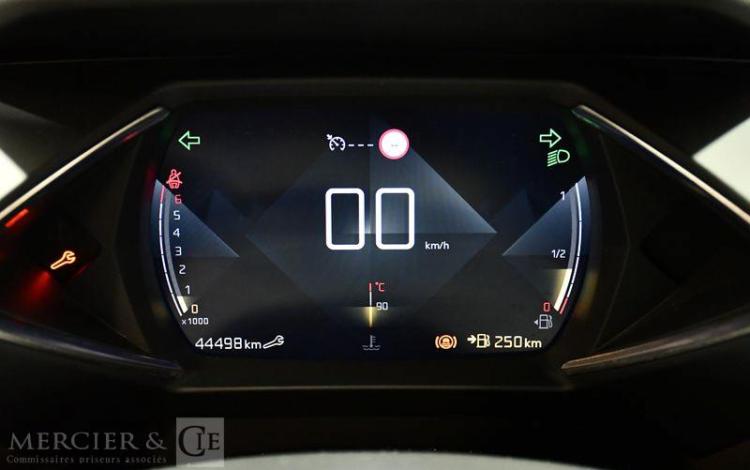 DS DS3 CROSSBACK 1.2 PURETECH 100ch SOCHIC GRIS FS-379-CS