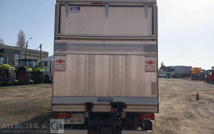 IVECO DAILY VI 35C16 156 CV AVEC HAYON – DIESEL – 47720 KMS – ANNEE 2020 BLANC FS-383-KE