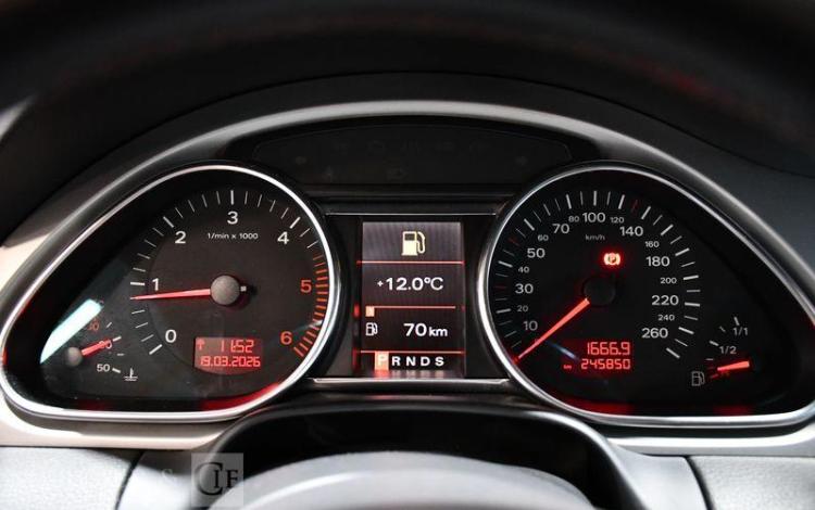 AUDI Q7 3,0 TDI 230 S LINE QUATTRO TIPTRONIC BVA NOIR FS-584-SA