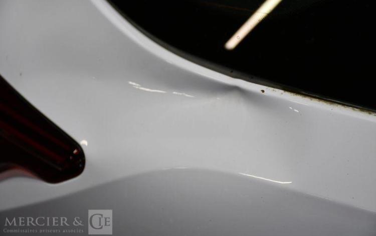 RENAULT CLIO V SOCIETE 1.5 BLUEDCI 85ch AIR NAVI BLANC FT-103-QJ