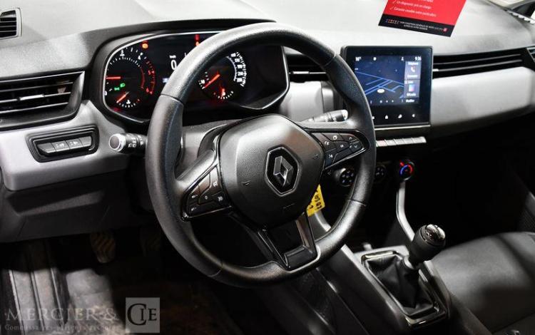 RENAULT CLIO V SOCIETE 1.5 BLUEDCI 85ch AIR NAVI BLANC FT-103-QJ