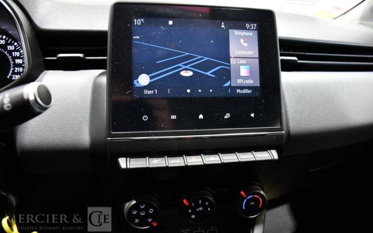 RENAULT CLIO V SOCIETE 1.5 BLUEDCI 85ch AIR NAVI BLANC FT-103-QJ