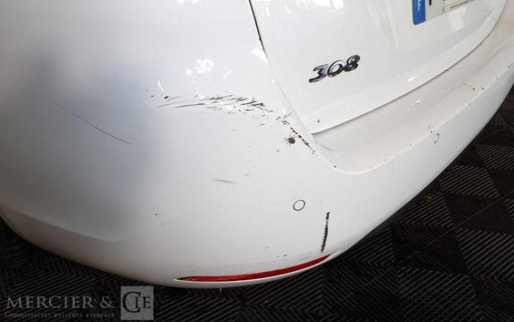 PEUGEOT 308 SW 1,5 BLUEHDI 130 ALLURE BUSINESS BLANC FT-306-XT