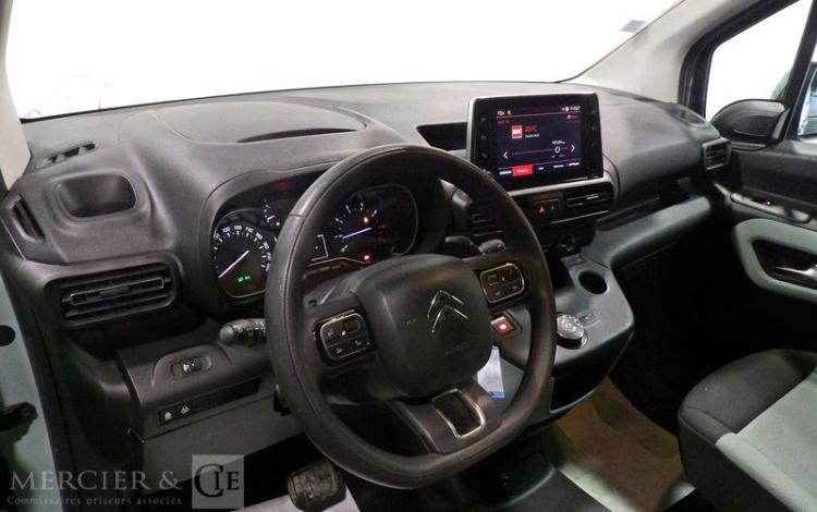 CITROEN BERLINGO COMBI 1.5 BLUEHDI 130ch M L1 FEEL EAT VERT FT-863-VK