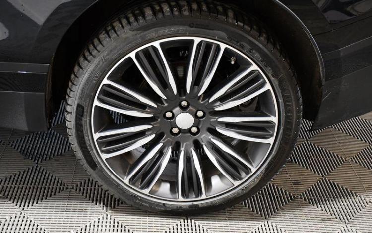 LAND ROVER RANGE ROVER VELAR 2,0 D180 S R-DYNAMIC 4WD BVA NOIR FV-192-HR