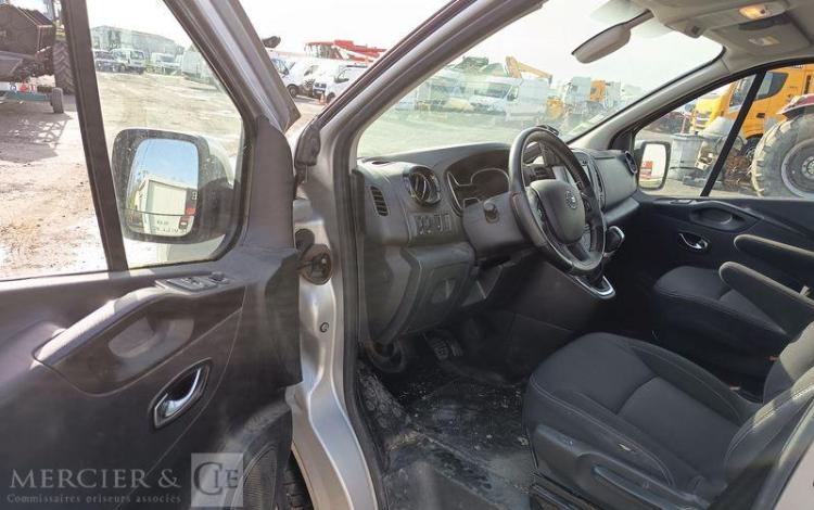 NISSAN NV300 FOURGON 2.0 DCI 145ch – CABINE APPRO – DIESEL – 105234 KMS – ANNEE 2020 GRIS FV-208-LF